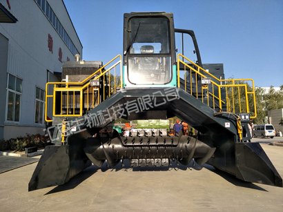 3000型堆肥發酵翻堆機